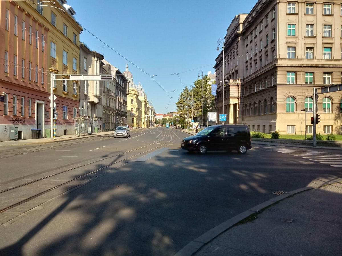 "Apartment Zagreb Idila Center", With A Balcony, Speed Wifi Dış mekan fotoğraf